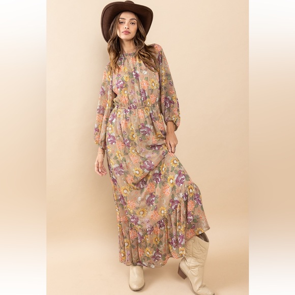 42 Beautiful Floral Print Tiered Maxi Dress - Picture 4 of 6